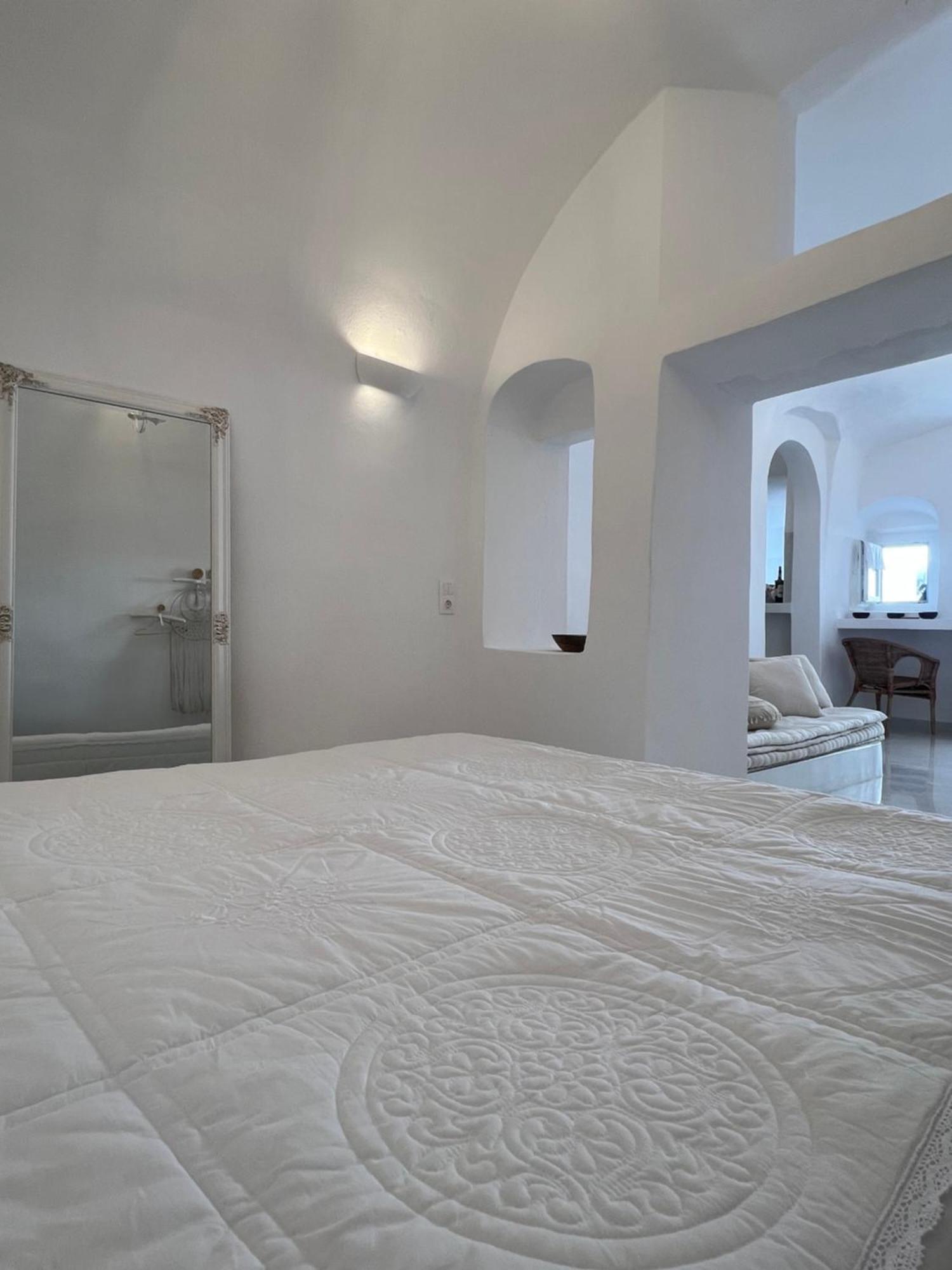 Cave Noelia Apartment Fira  Exterior photo